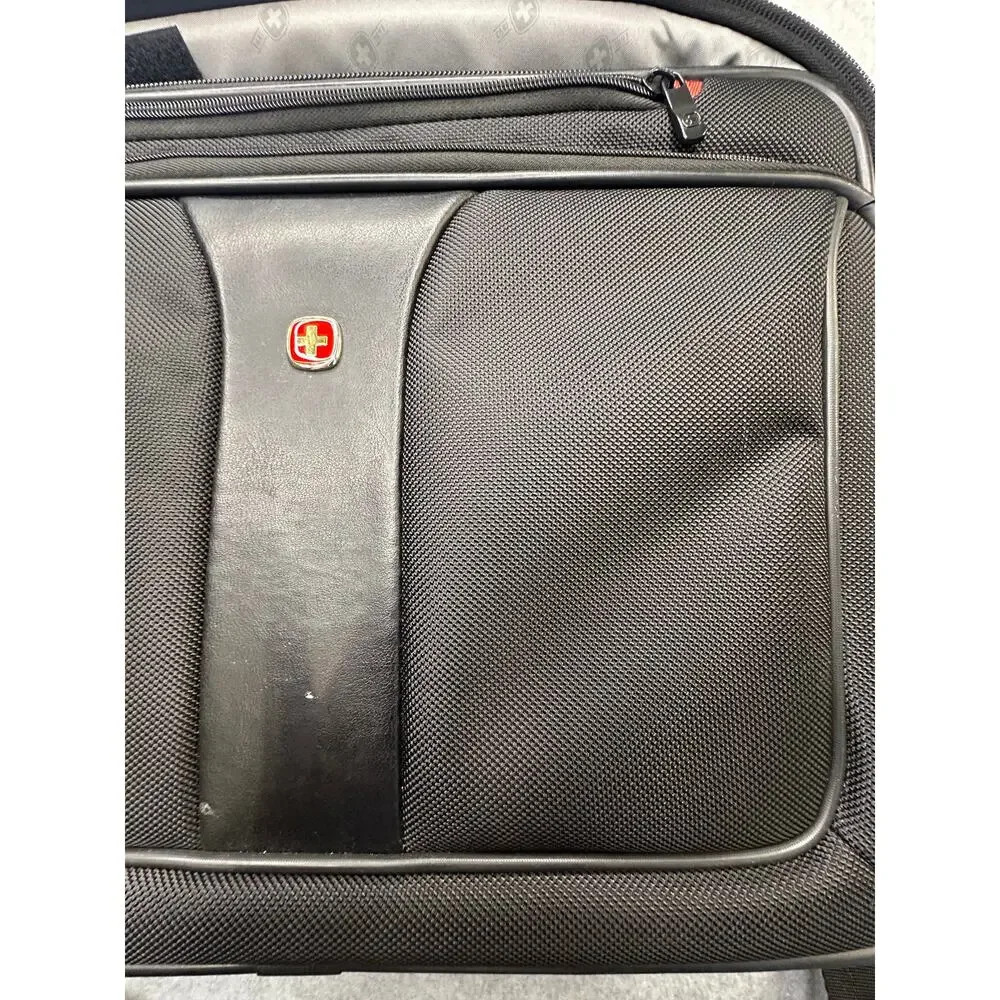 Wenger Swiss Army Laptop Briefcase Padded Professional Business Case
